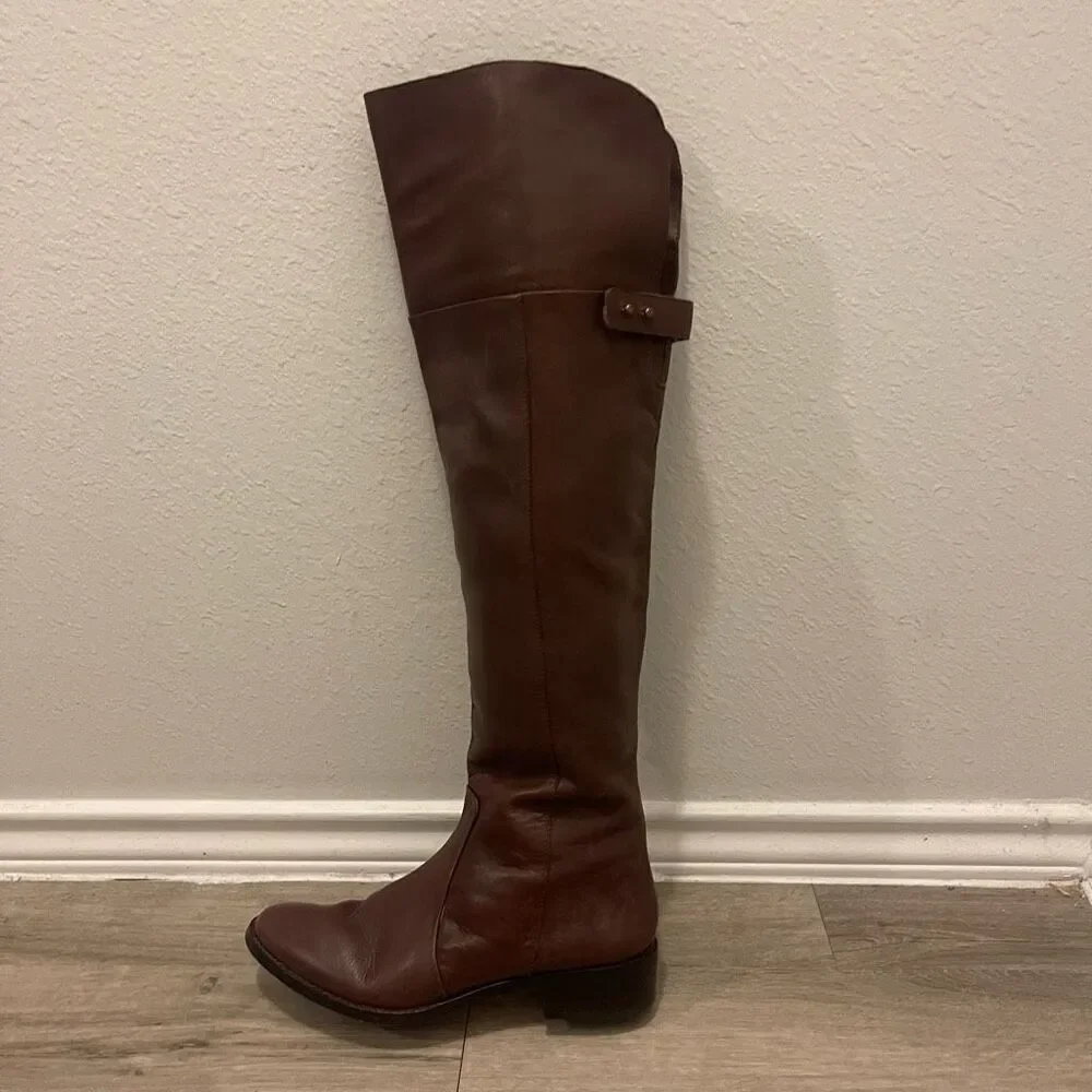 BCBG MaxAzria brown leather over the boots - Picture 15 of 16
